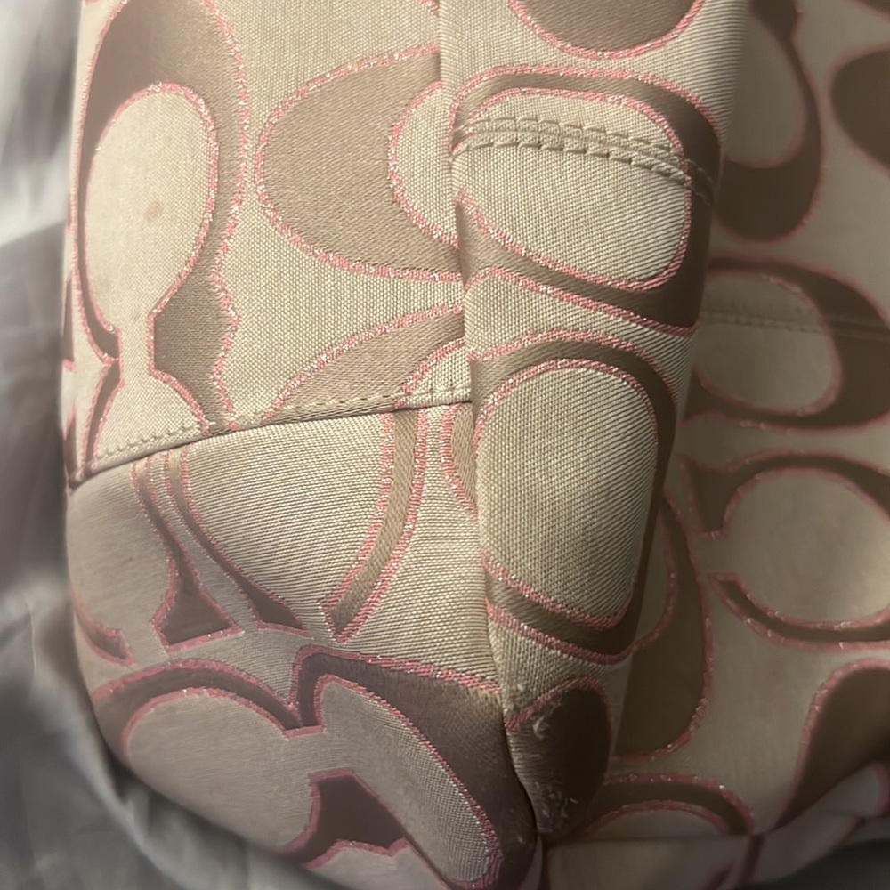 Coach Bag - Picture 6 of 9